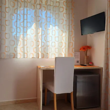 Zefiro Bed & Breakfast 4*